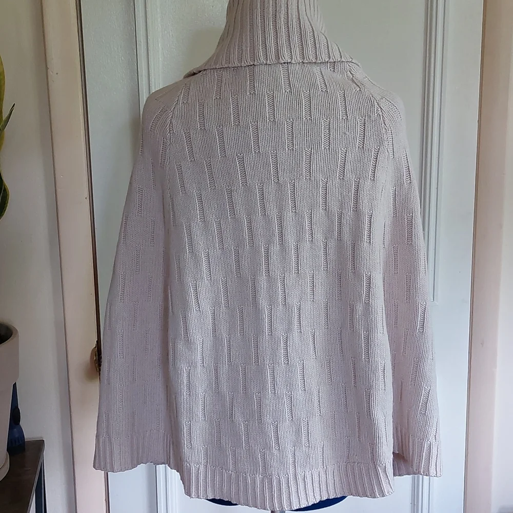 Market & Spruce Poncho - Picture 2 of 8